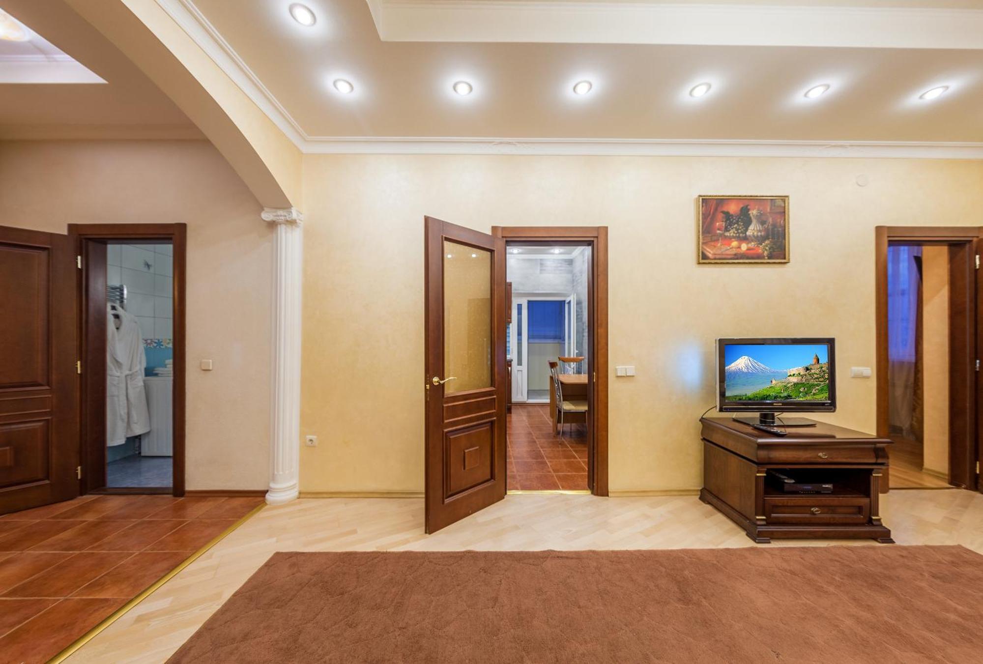Apartment In The City Center Kiev Rum bild