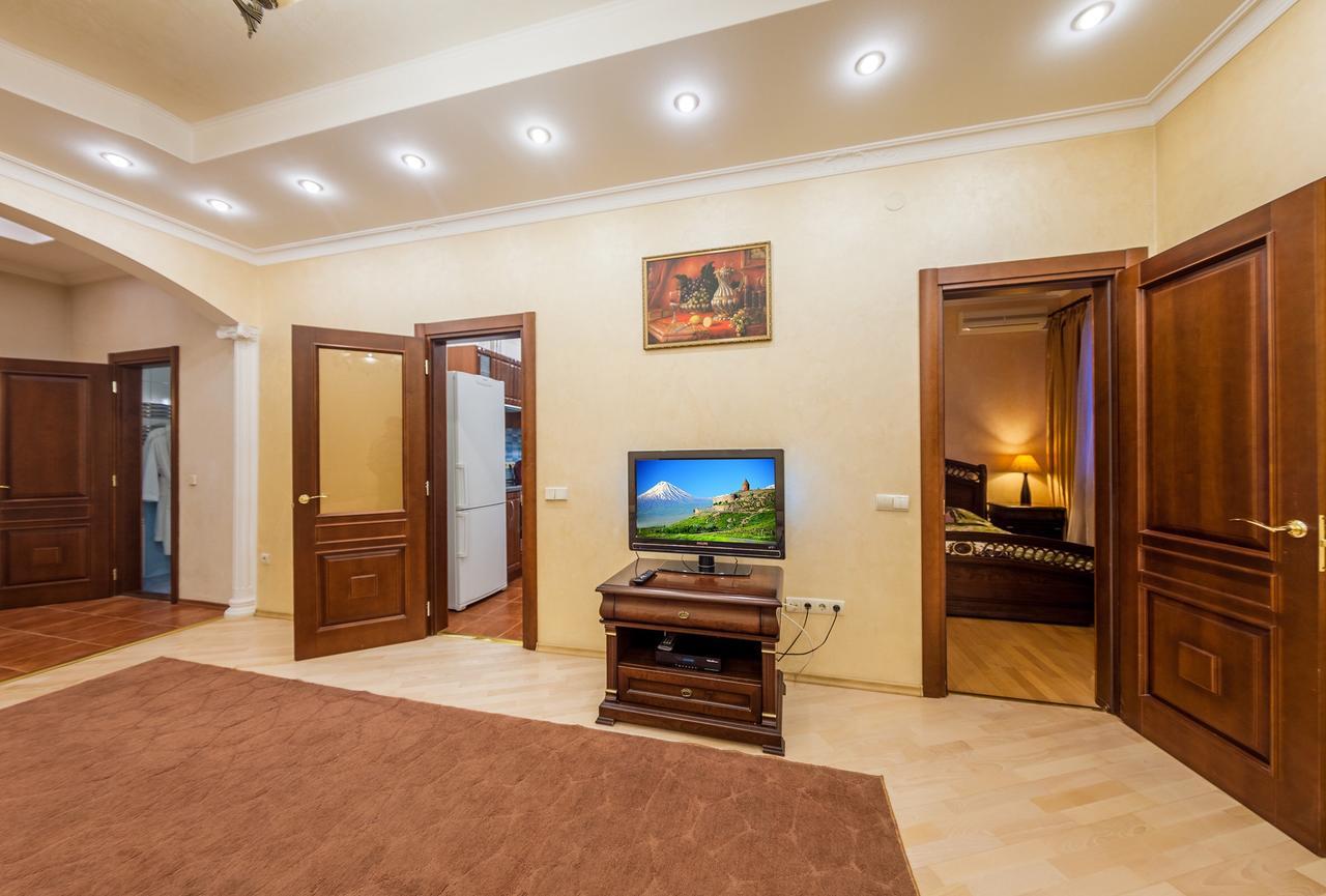 Apartment In The City Center Kiev Rum bild